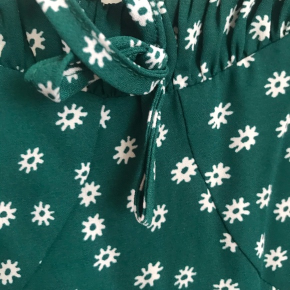 Green dress size L slit in front, lined,L - Picture 4 of 9